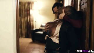 Peru kliente kier tin relacionnan sexual ku sexy agenda di biennan rais Oso Contador i e ora ei e ta bai pa kumpra e kas