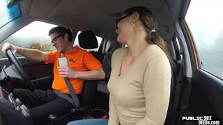 Babe fucked mula sa likod sa pamamagitan ng kanyang mga guro kalsada