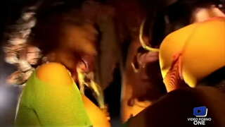 J&amp;#039;adore quand le mec qui me baise est attach&amp;eacute;