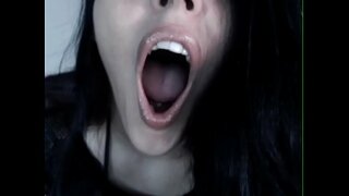 Cum į mano lūpas, o aš trykšti!