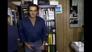 оплатил услуги другим способом...